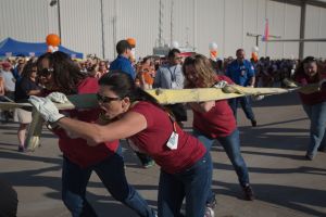 plane pull_ou pulling