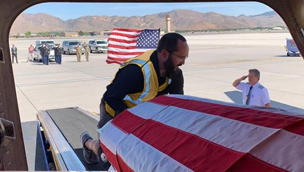 MHR are always treated like family, but sometimes they actually are family. Rich Drake, Reno Ramp Agent, gets the solemn honor of greeting his grandfather, a WWII Purple Heart veteran, in Reno before he reaches his final resting place.