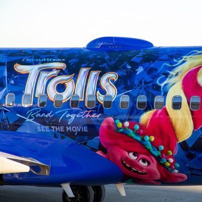 Southwest Celebrates DreamWorks Animation’s New Movie, 'Trolls Band Together'