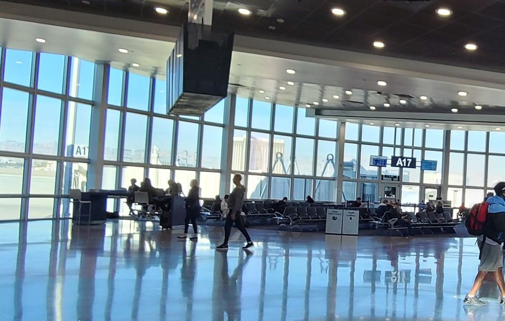 LAS Concourse 11.3.2023.jpg