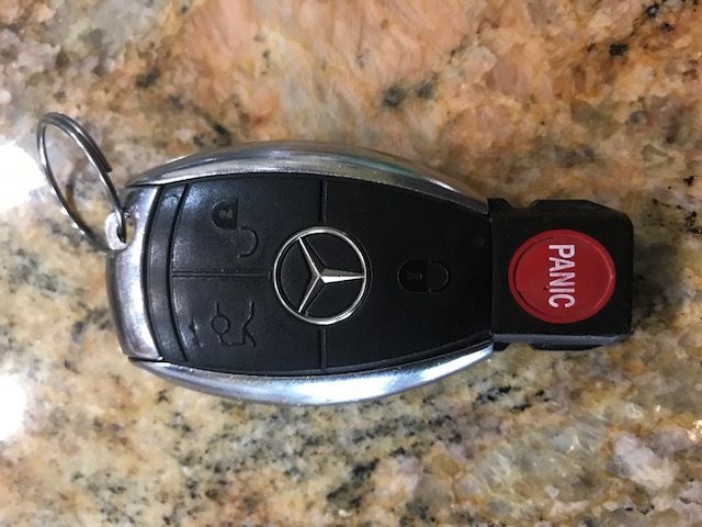 Mercedes-Benz key.JPG