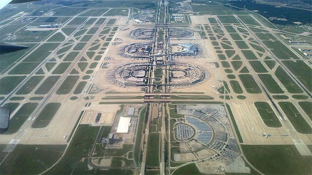Overhead shot of the Dallas/Fort Worth International Airport